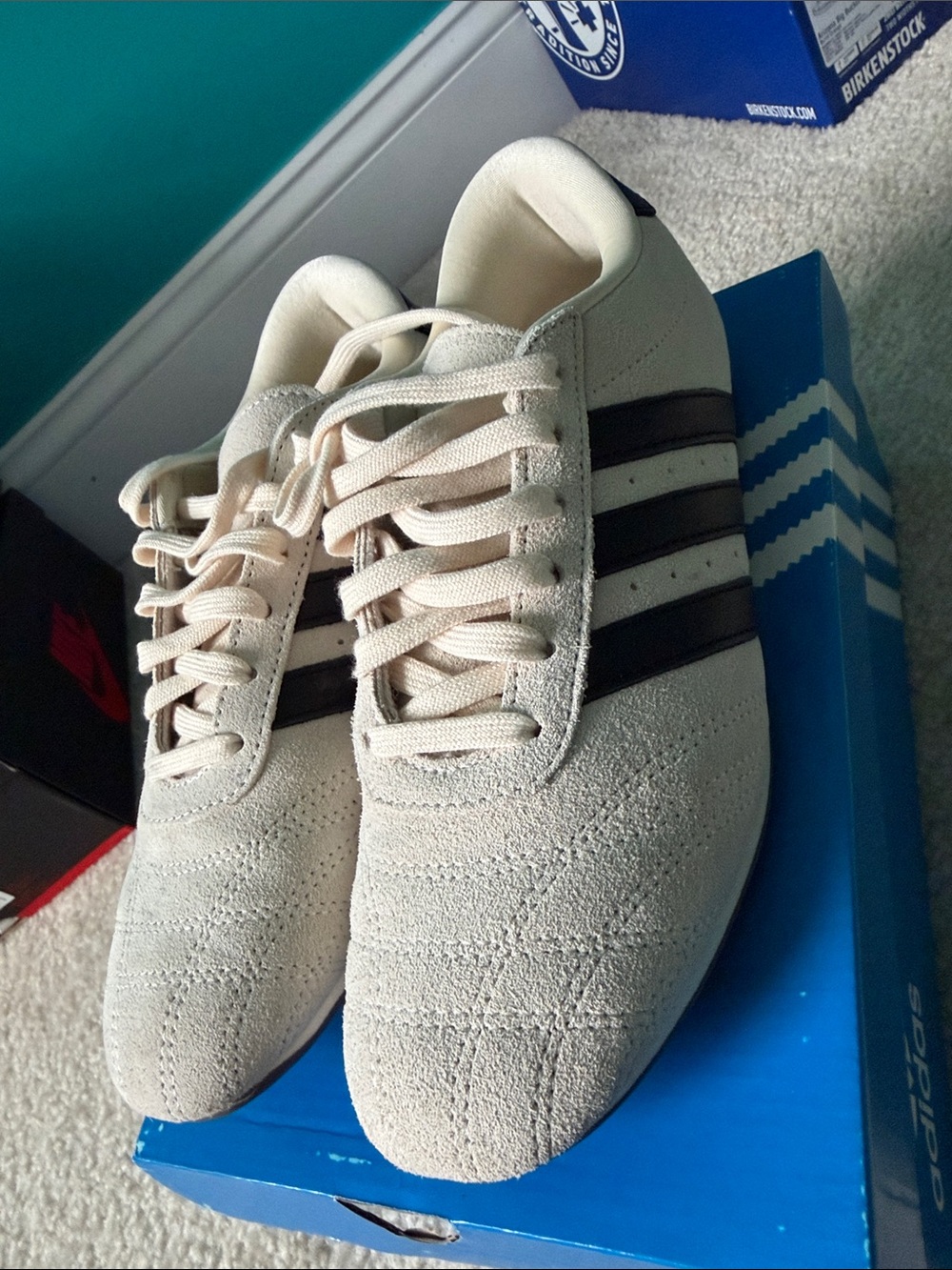 Women’s Suede Sneakers with Black Stripes